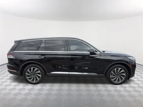 More photos of 2025 Lincoln Aviator Premiere at Southtowne Chevrolet Buick GMC, GA