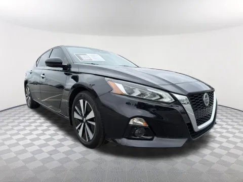 Another view of 2021 Nissan Altima 2.5 SL for sale in Newnan, GA at Southtowne Chevrolet Buick GMC
