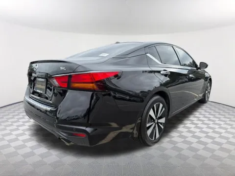 More photos of 2021 Nissan Altima 2.5 SL at Southtowne Chevrolet Buick GMC, GA