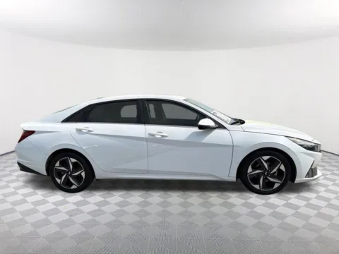 More photos of 2021 Hyundai Elantra Limited at Southtowne Chevrolet Buick GMC, GA