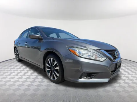Another view of 2017 Nissan Altima 2.5 SV for sale in Newnan, GA at Southtowne Chevrolet Buick GMC