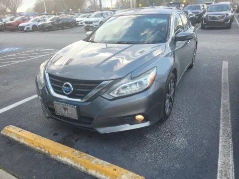 Gray 2017 Nissan Altima 2.5 SV for sale in Newnan, GA