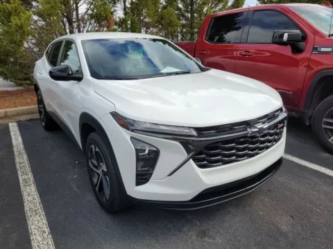 White 2024 Chevrolet Trax 1RS for sale in Newnan, GA