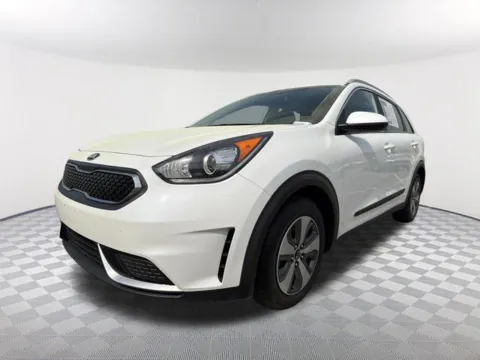 White 2019 Kia Niro LX for sale in Newnan, GA