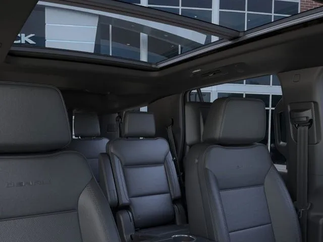2026 GMC Yukon Denali - Photo 24