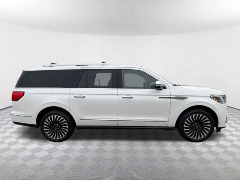 More photos of 2019 Lincoln Navigator L Black Label at Southtowne Chevrolet Buick GMC, GA