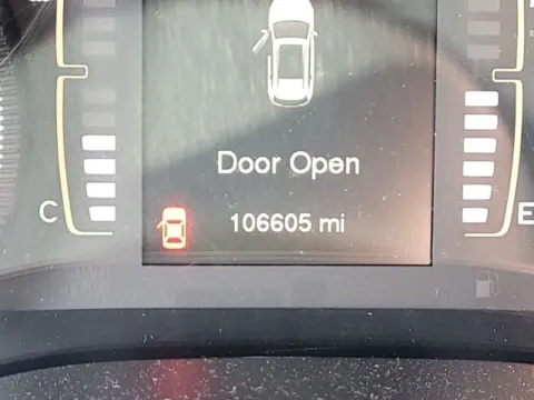 Photos of 2016 Jeep Cherokee Latitude for sale in Newnan, GA at Southtowne Chevrolet Buick GMC