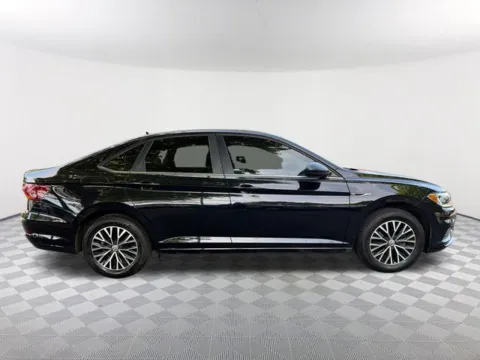 More photos of 2019 Volkswagen Jetta SEL at Southtowne Chevrolet Buick GMC, GA