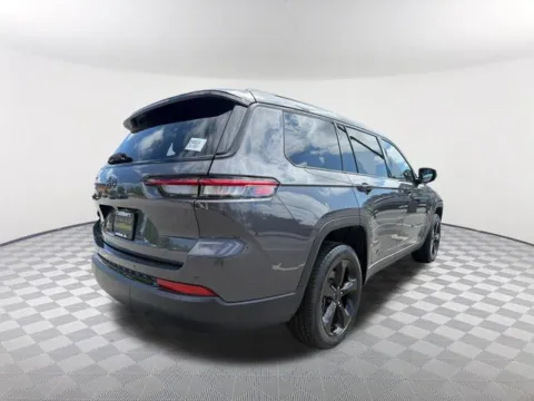 More photos of 2023 Jeep Grand Cherokee L Altitude at Southtowne Chevrolet Buick GMC, GA