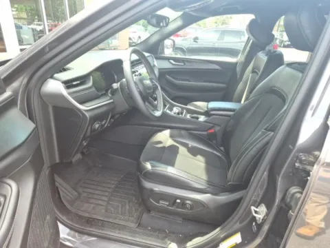 Another view of 2023 Jeep Grand Cherokee L Altitude for sale in Newnan, GA at Southtowne Chevrolet Buick GMC