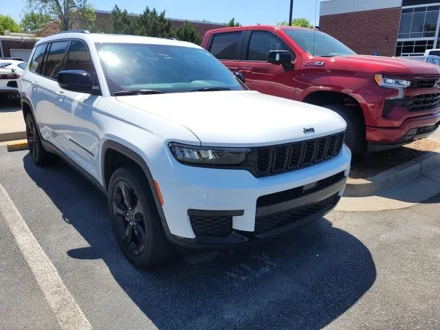 White 2025 Jeep Grand Cherokee L Altitude X for sale in Newnan, GA