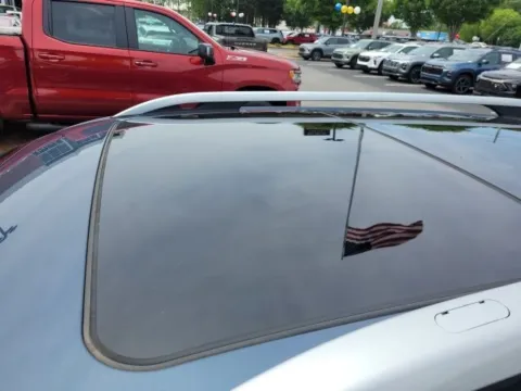 Photos of 2019 Jeep Cherokee Latitude Plus for sale in Newnan, GA at Southtowne Chevrolet Buick GMC