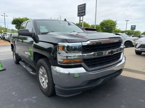 Black 2018 Chevrolet Silverado 1500 LT for sale in Newnan, GA