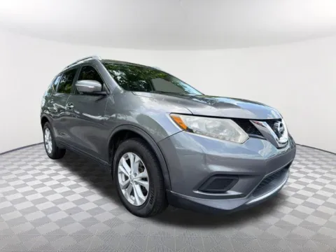 Another view of 2014 Nissan Rogue SV for sale in Newnan, GA at Southtowne Chevrolet Buick GMC