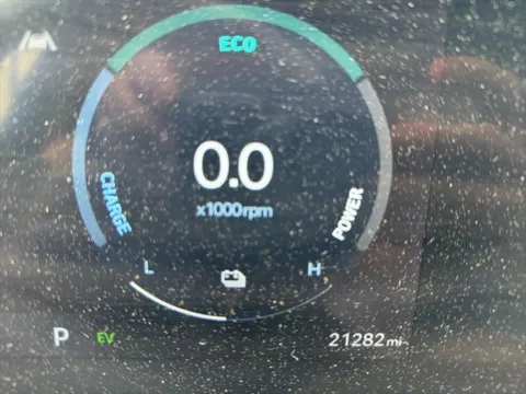 Photos of 2025 Hyundai Santa Fe Hybrid Limited for sale in Newnan, GA at Southtowne Chevrolet Buick GMC