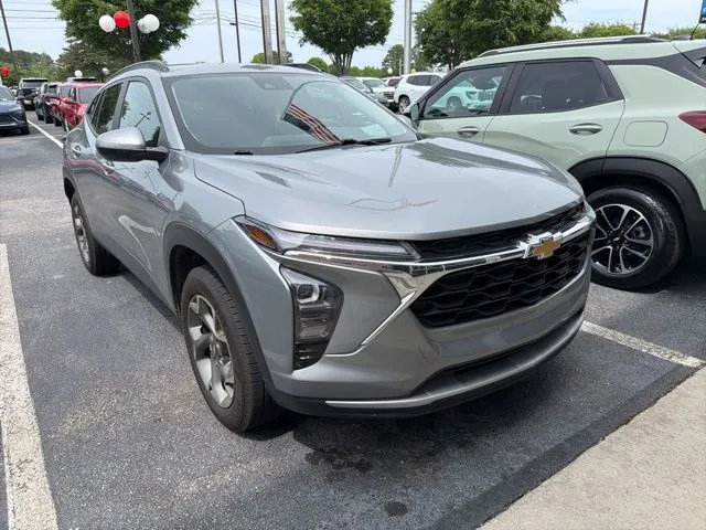 Gray 2024 Chevrolet Trax LT for sale in Newnan, GA
