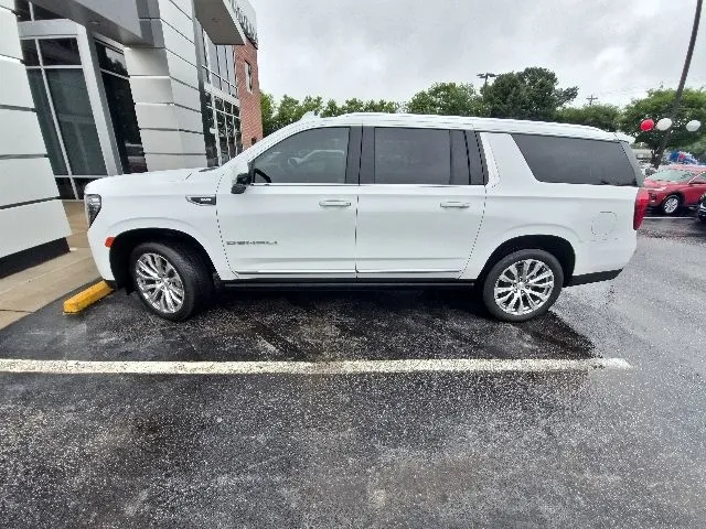 White 2023 GMC Yukon XL Denali for sale in Newnan, GA