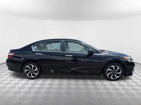 More photos of 2016 Honda Accord EX-L at Southtowne Chevrolet Buick GMC, GA