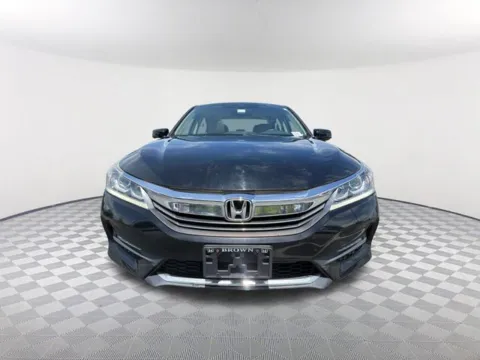 Photos of 2016 Honda Accord EX-L for sale in Newnan, GA at Southtowne Chevrolet Buick GMC
