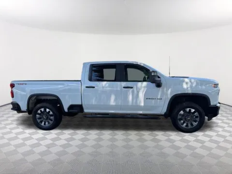 More photos of 2023 Chevrolet Silverado 2500HD Custom at Southtowne Chevrolet Buick GMC, GA