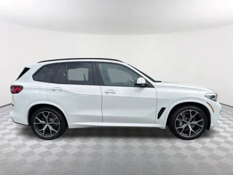 More photos of 2021 BMW X5 sDrive40i at Southtowne Chevrolet Buick GMC, GA