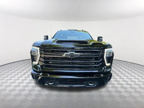 Photos of 2025 Chevrolet Silverado 3500 HD High Country for sale in Newnan, GA at Southtowne Chevrolet Buick GMC