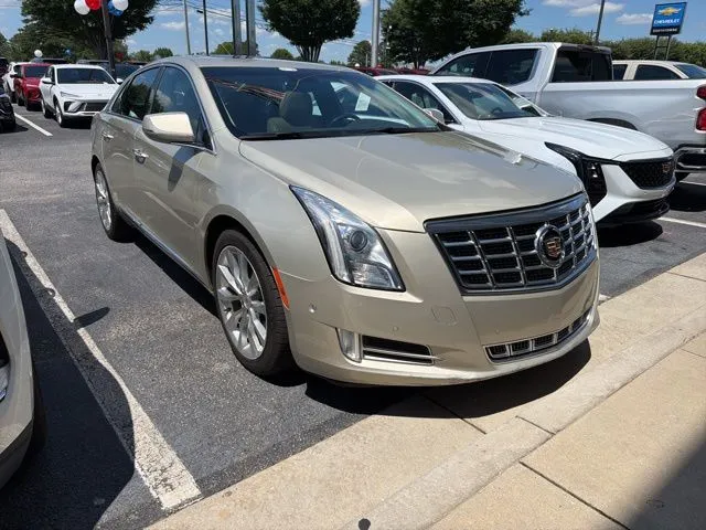 2015 Cadillac XTS 3.6L FWD Luxury Collection's photo
