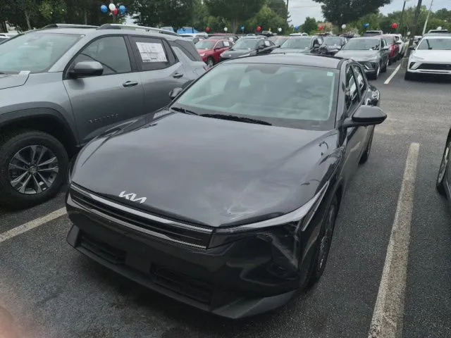 Gray 2025 Kia K4 LX for sale in Newnan, GA