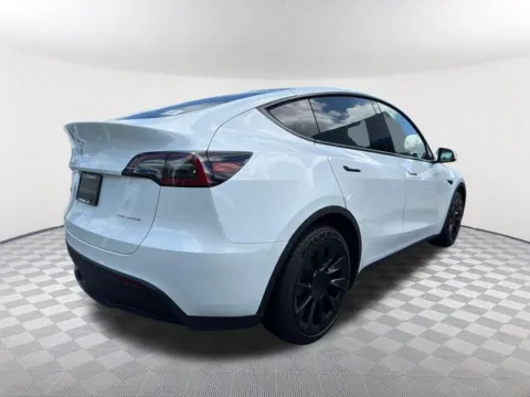 More photos of 2023 Tesla Model Y Long Range at Southtowne Chevrolet Buick GMC, GA