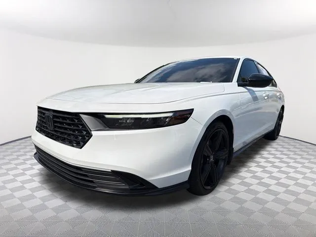 White 2023 Honda Accord Hybrid Sport-L for sale in Newnan, GA