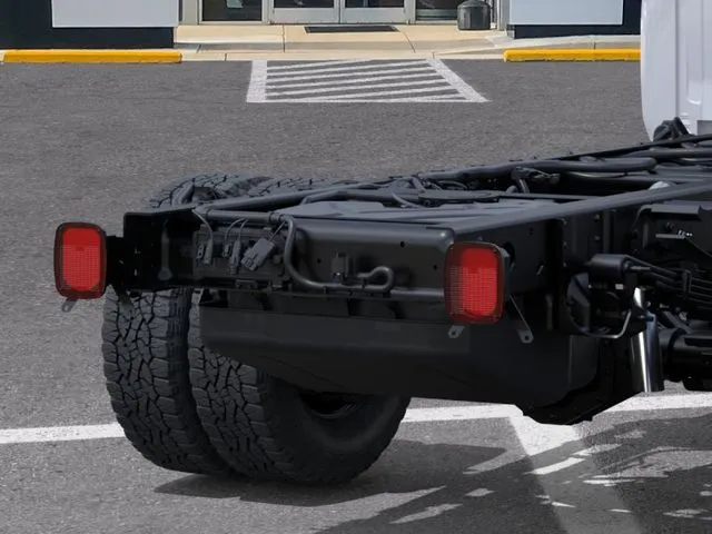 2026 GMC Sierra 3500 Chassis Cab Pro - Photo 11