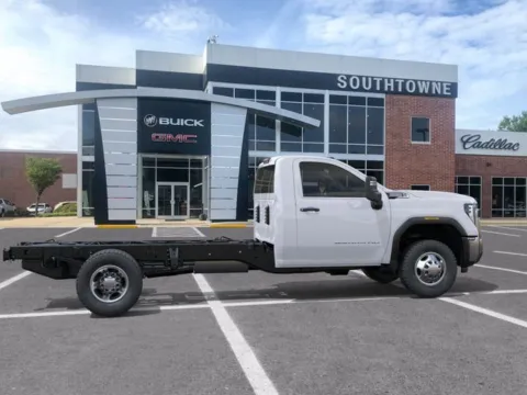 More photos of 2026 GMC Sierra 3500 HD Pro at Southtowne Chevrolet Buick GMC, GA