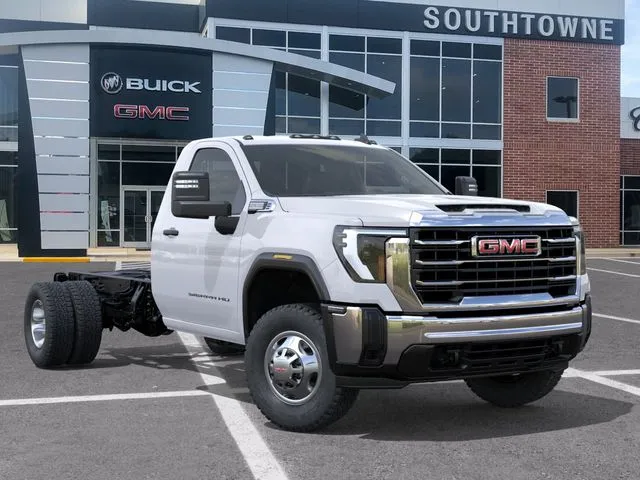2026 GMC Sierra 3500 Chassis Cab Pro - Photo 7