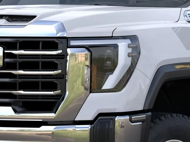 2026 GMC Sierra 3500 Chassis Cab Pro - Photo 10