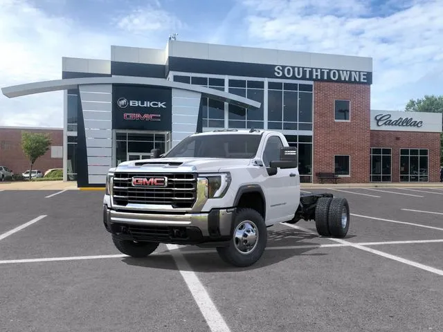 2026 GMC Sierra 3500 Chassis Cab Pro - Photo 8