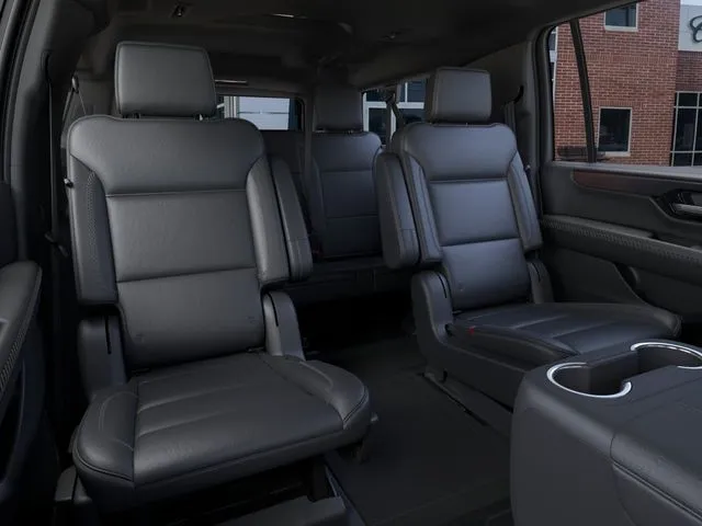 2026 GMC Yukon XL Denali - Photo 17