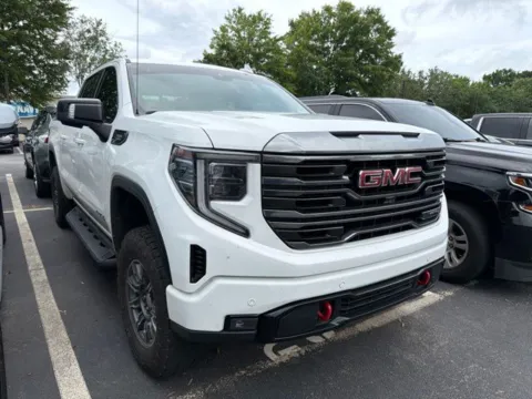White 2024 GMC Sierra 1500 AT4 for sale in Newnan, GA