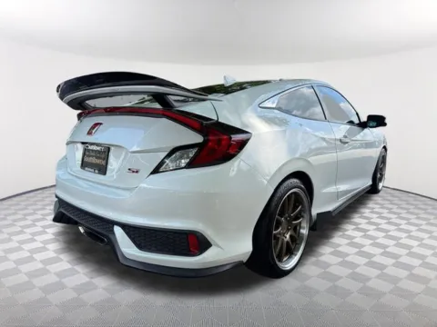 More photos of 2017 Honda Civic Si at Southtowne Chevrolet Buick GMC, GA