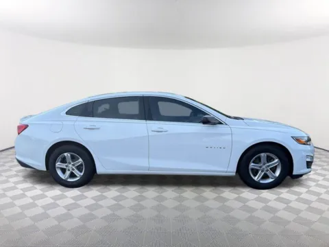 More photos of 2020 Chevrolet Malibu LS at Southtowne Chevrolet Buick GMC, GA