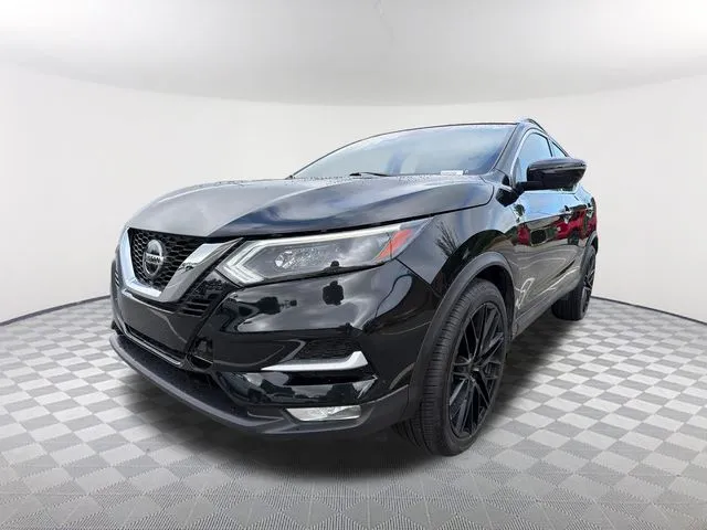 Black 2022 Nissan Rogue Sport SL for sale in Newnan, GA