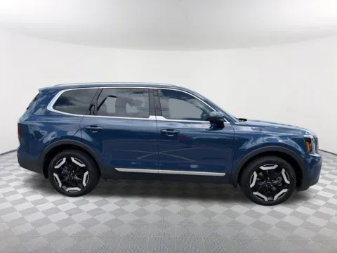 More photos of 2025 Kia Telluride EX at Southtowne Chevrolet Buick GMC, GA