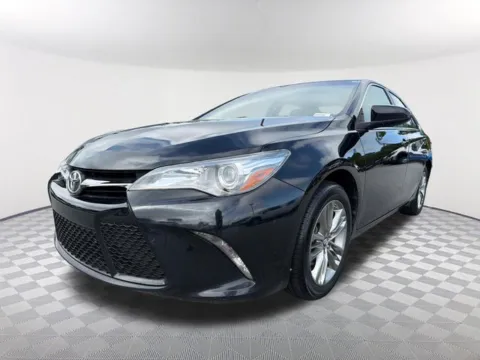 Black 2017 Toyota Camry SE for sale in Newnan, GA