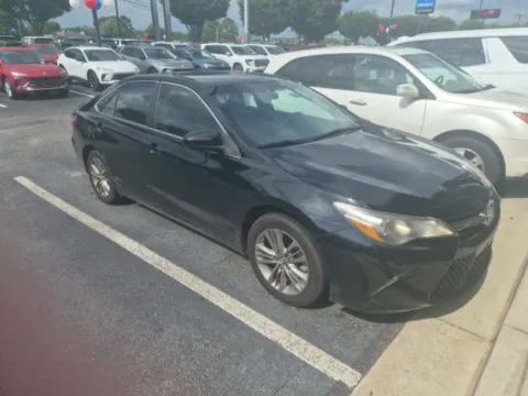 Black 2017 Toyota Camry SE for sale in Newnan, GA