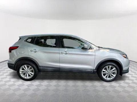 Photos of 2019 Nissan Rogue Sport S for sale in Newnan, GA at Southtowne Chevrolet Buick GMC