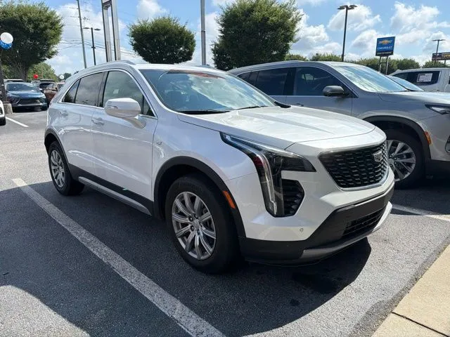White 2023 Cadillac XT4 Premium Luxury for sale in Newnan, GA