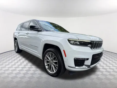 Another view of 2022 Jeep Grand Cherokee L Summit for sale in Newnan, GA at Southtowne Chevrolet Buick GMC
