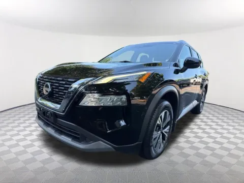 Black 2022 Nissan Rogue SV for sale in Newnan, GA