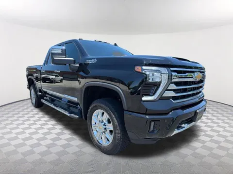 Another view of 2025 Chevrolet Silverado 3500 HD High Country for sale in Newnan, GA at Southtowne Chevrolet Buick GMC