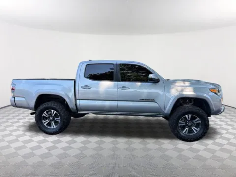 More photos of 2016 Toyota Tacoma TRD Sport at Southtowne Chevrolet Buick GMC, GA