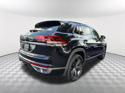 More photos of 2021 Volkswagen Atlas Cross Sport 3.6L V6 SE w/Technology R-Line at Southtowne Chevrolet Buick GMC, GA